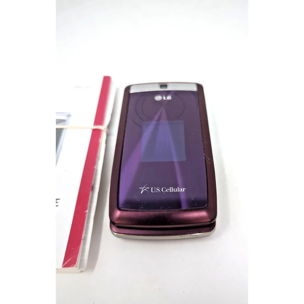 LG Wine 2 UN430 (US Cellular) 3G Flip Cell Phone Red Maroon AS IS UNTESTED